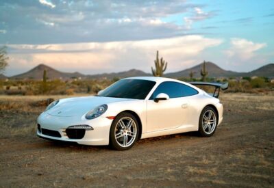 Front angled shot of the Porsche 911