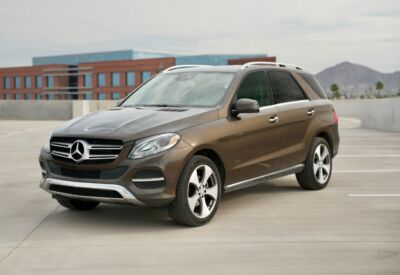 Medium wide angle shot of the Mercedes Benz GLE-Class facing left