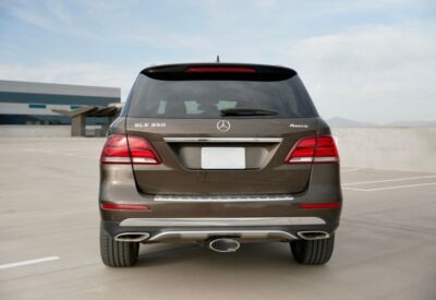 Rear facing shot of the Mercedes Benz GLE-Class in a parking lot