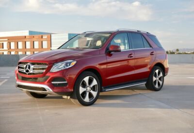 Front angled shot of the Mercedes Benz GLE-Class facing left