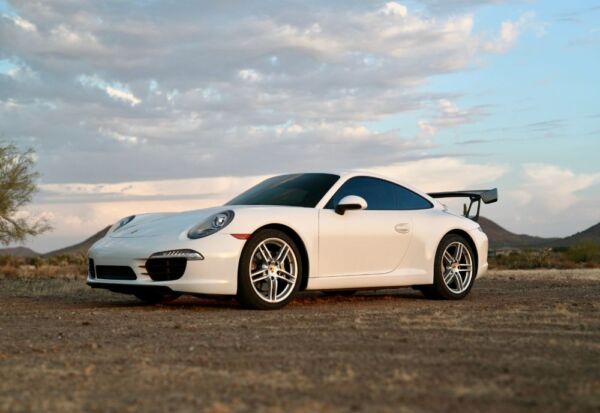 Wide front angle shot of the Porsche 911